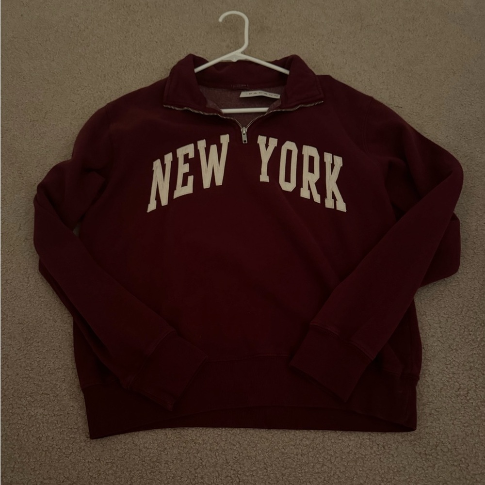selling this John Galt new york quarter zip brand new!